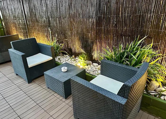 Casa Aurita Adults Only 게스트하우스 산신소